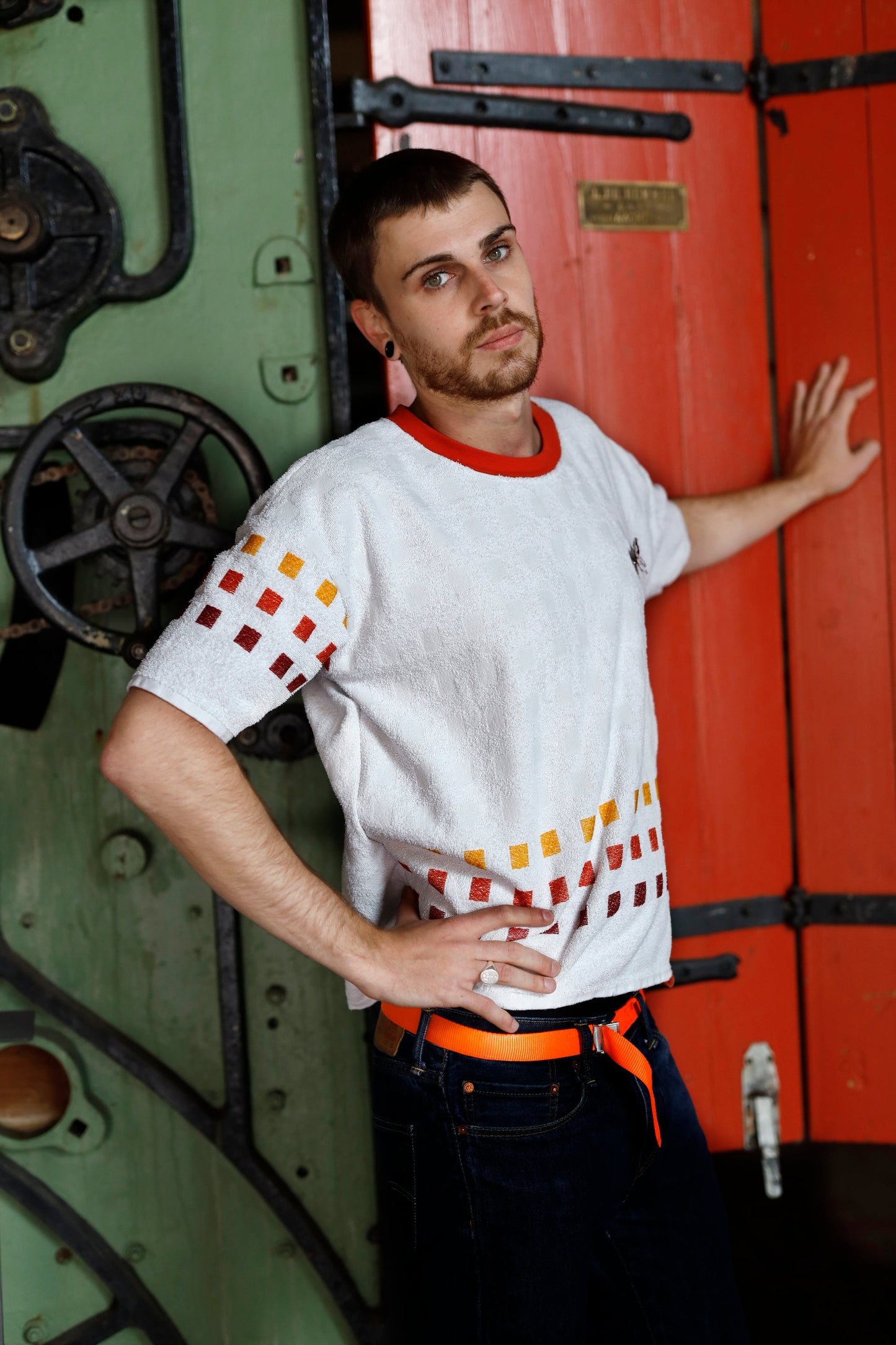 Unique Unisex T-shirt Upcycling Boxes, size M