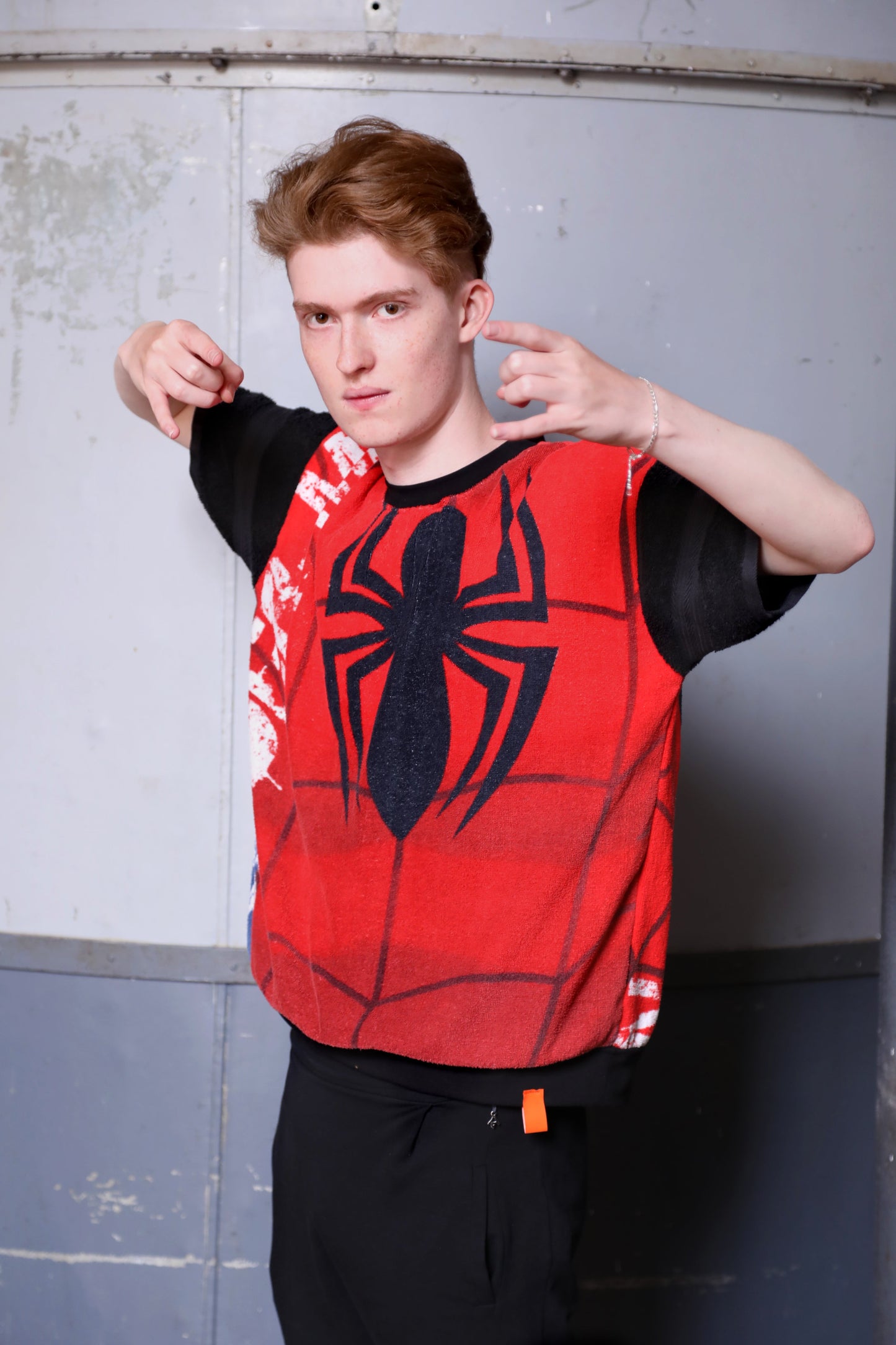 Unique Unisex T-shirt Upcycling Spiderman, size M