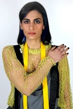 Yellow Hand-knitted Sweater - Imagen 4